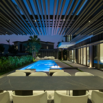 How Modern Landscape Design Uses Structure And Greenery Together